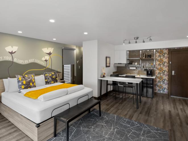 Penthouse King Suite