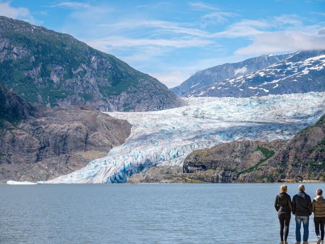 Family looking at the Mendenhall Glacier