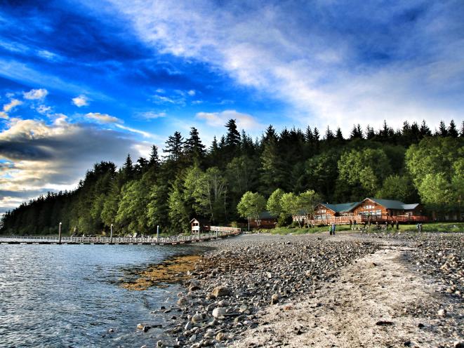 Orca Point Lodge - Beach View