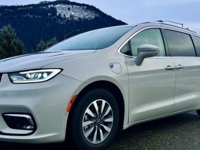 2021 Chrysler Pacifica Hybrid