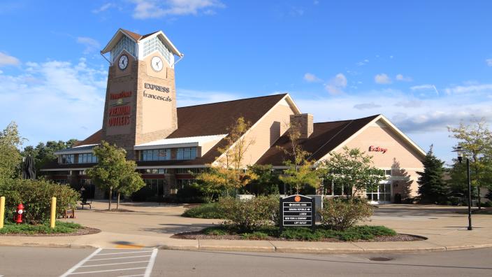 nike outlet store pleasant prairie