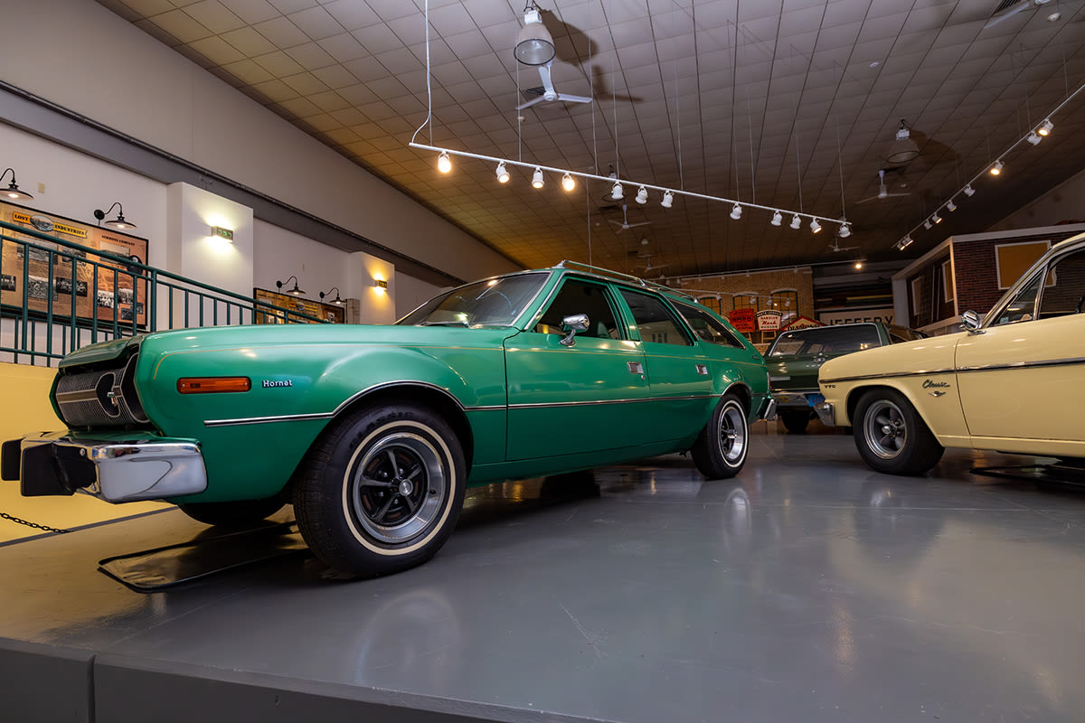 Wagons Away Exhibit | Kenosha, WI