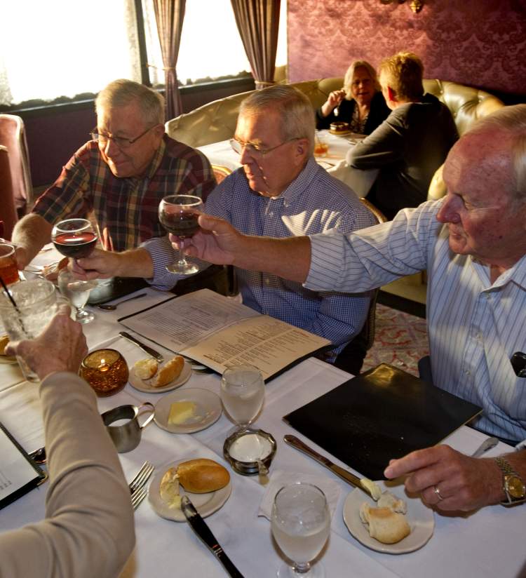 Seniors toasting at Hobnob