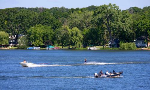 exciting outdoor activities for families near Dubuque, Lake Michigan family fun, Wisconsin outdoor recreation