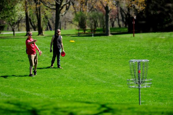 Outdoor Activities for Families near Chicago, Kenosha Lake Michigan family fun, Wisconsin lakefront parks and beaches