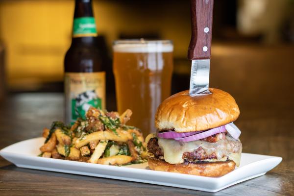Stella Burger at The 1844 Table & Mash