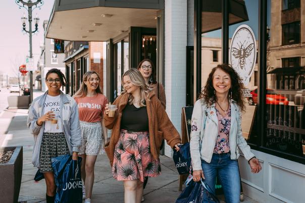 outdoors, Shopping in Downtown Kenosha