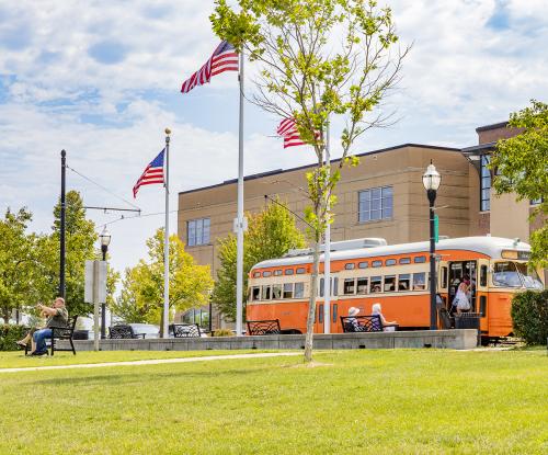 Electric Streetcar traveling by Civil War Museum