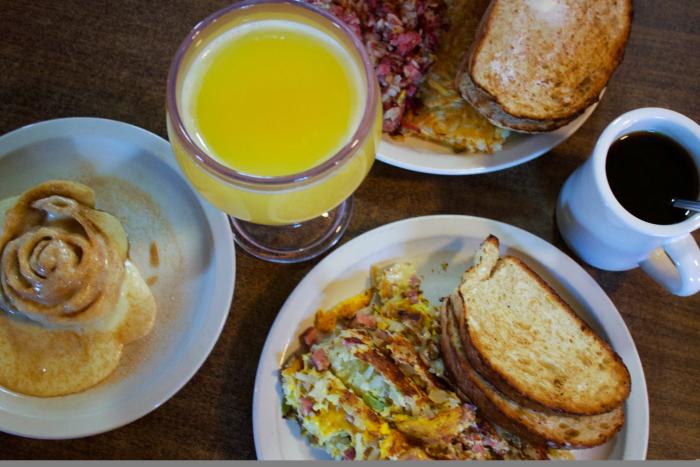 Frank's Diner - Breakfast Spread