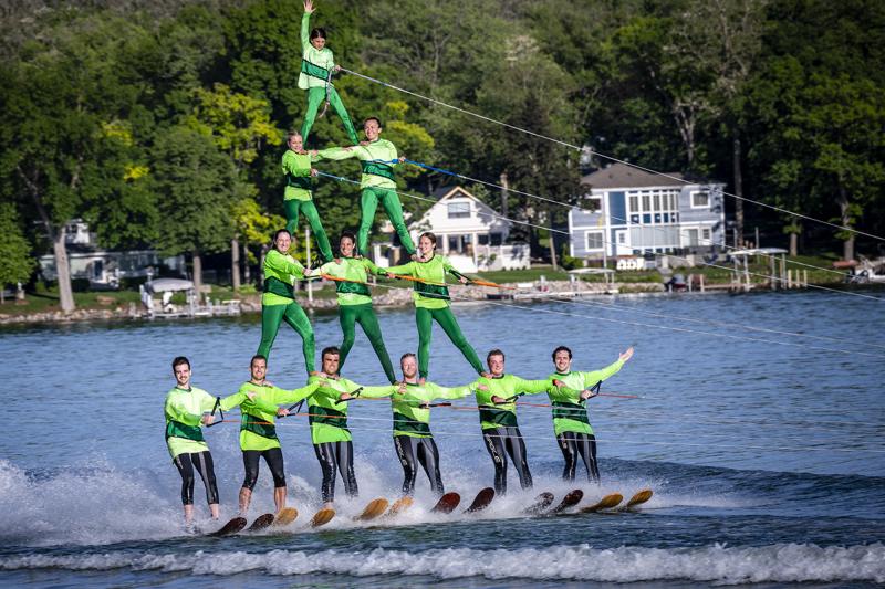Aquanut Water Show