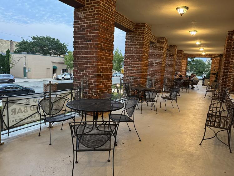 front porch of The Stella Hotel & Ballroom
