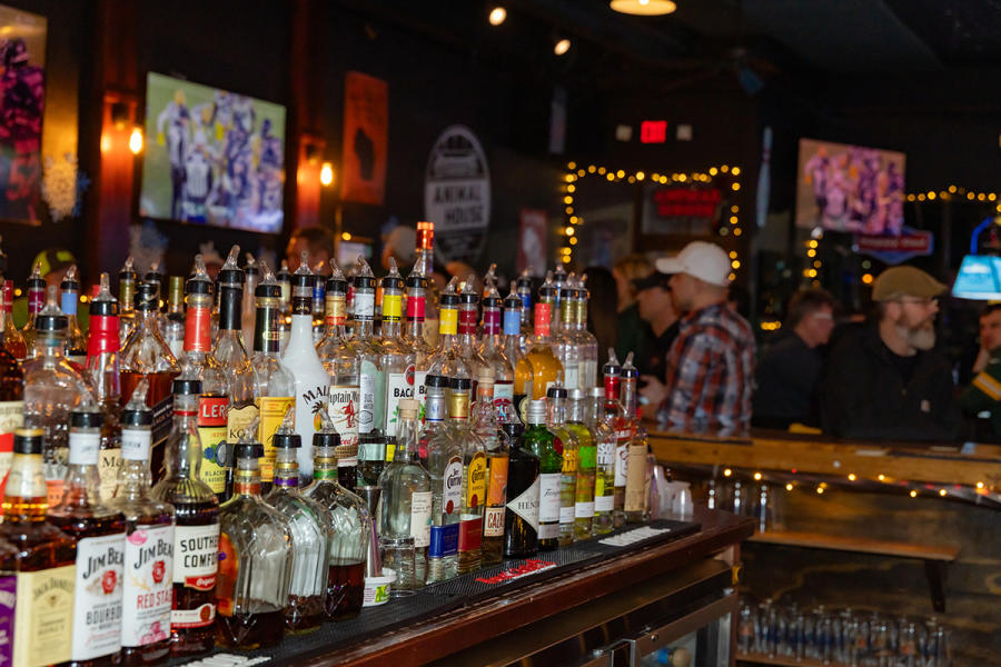 Johnny'Z Animal House