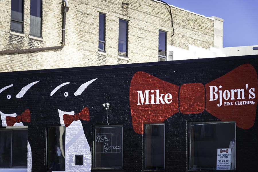 Mike Bjorn's Clothing mural