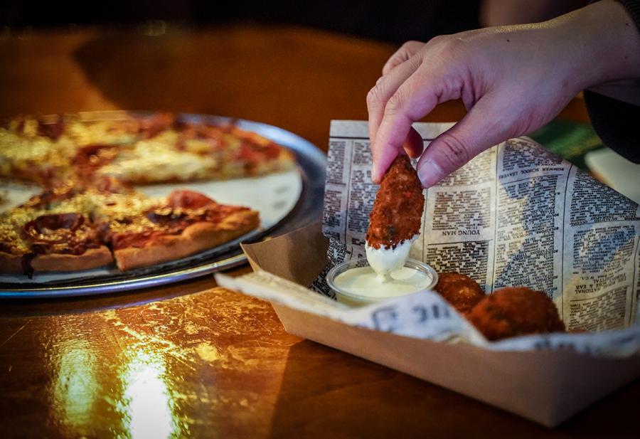 Johnny'Z Animal House