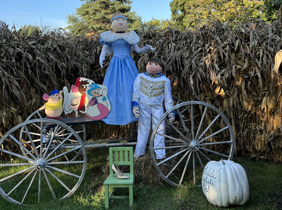 Jerry Smith Farm hand-painted pumpkin displays in 2023