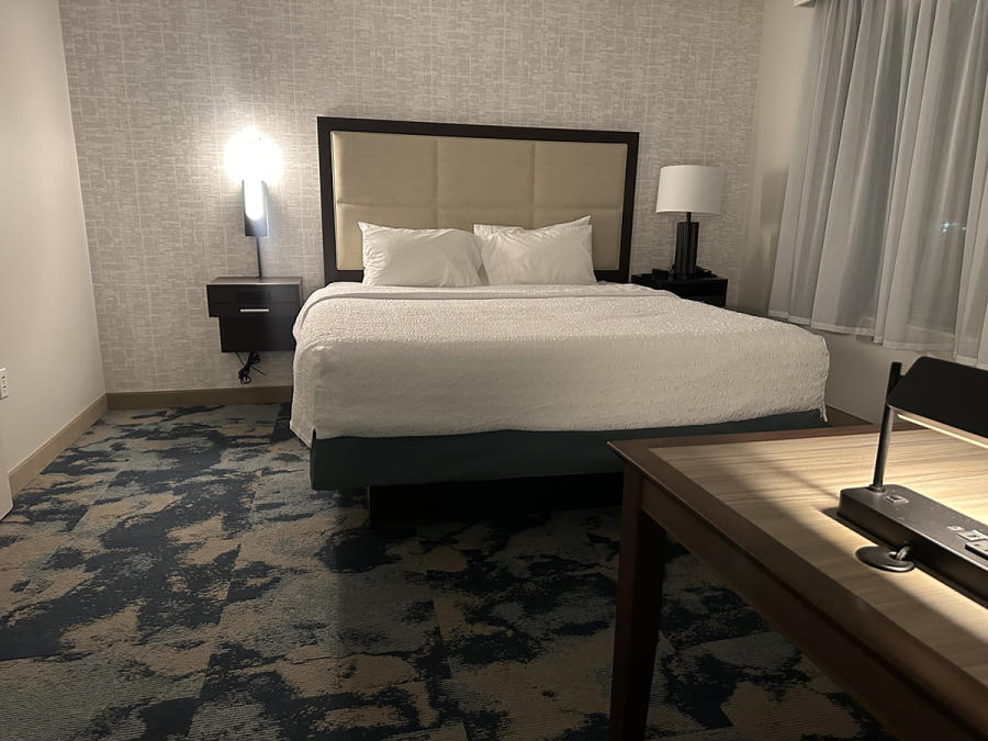 Hampton Inn & Suites