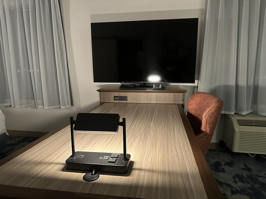 Hampton Inn & Suites