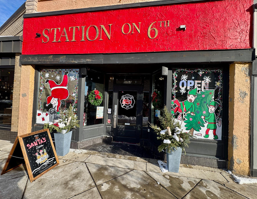 Station on 6th at the holidays
