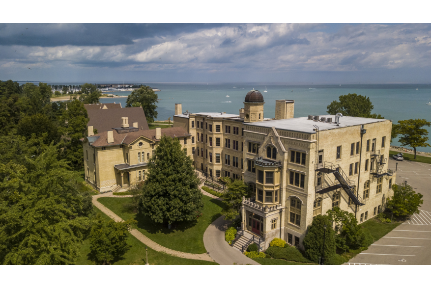 Kemper Center on Lake Michigan