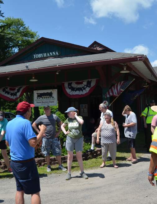 Steamtown Excursion to Tobyhanna: Fall Foliage, Ice House, and Town Tour