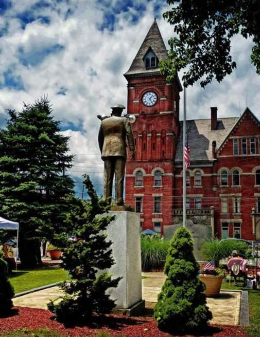 Steamtown Excursion to Carbondale: Spring Marketplace