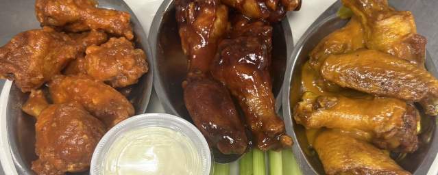 Wings at the Windsor Inn in Jermyn, PA