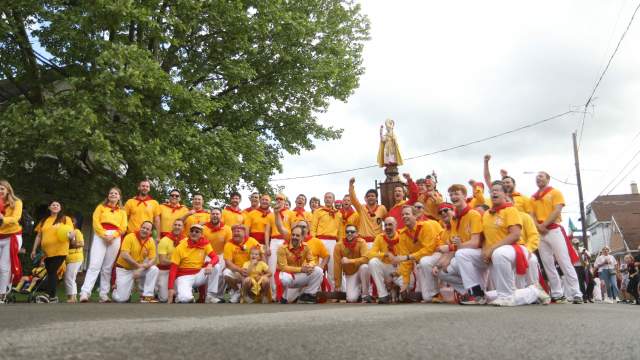 The Saint Ubaldo Team posing for a picture at the Race of the Saints in Jessup, PA