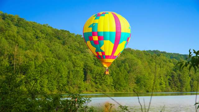 Hot Air Balloon Ride with Balloon Chase Adventures