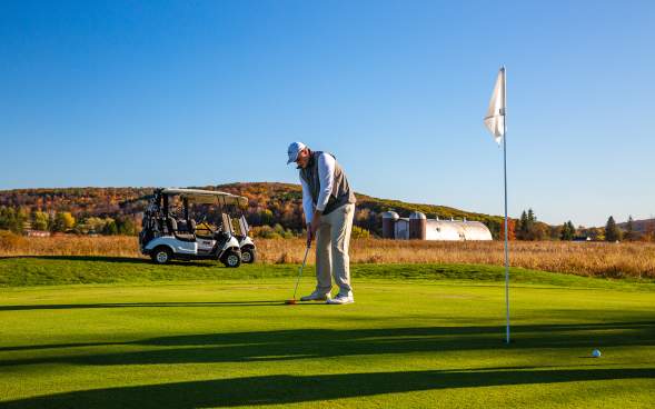 Sleepy Hollow Golf Course in Greenfield Township, PA