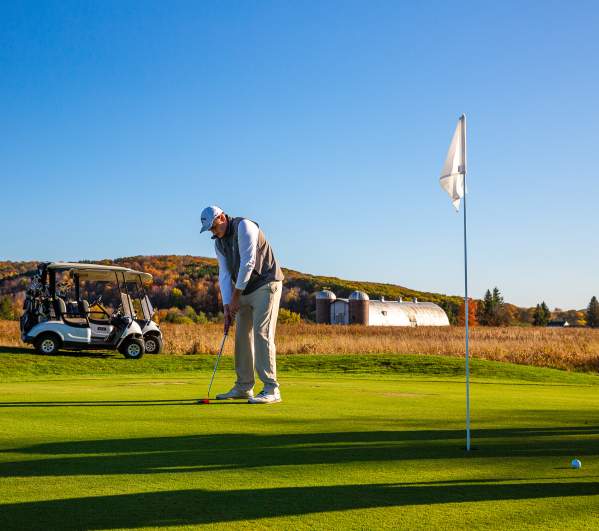 Sleepy Hollow Golf Course in Greenfield Township, PA