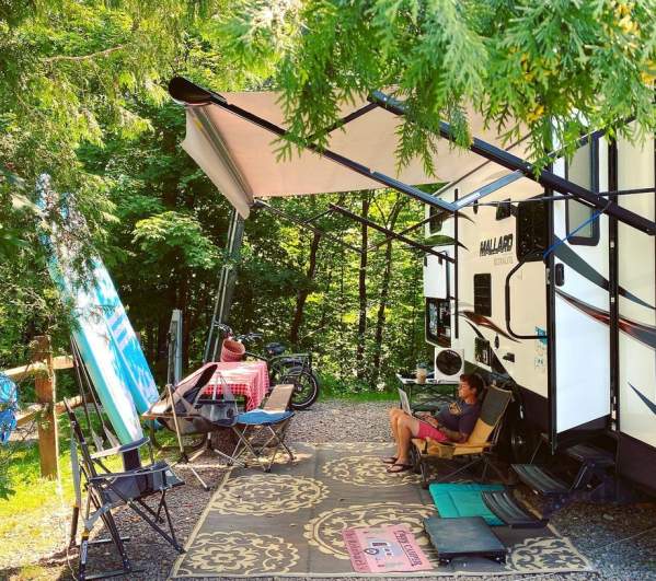 summrlivin Instagram Keen Lake Camping Cottage Resorts 07