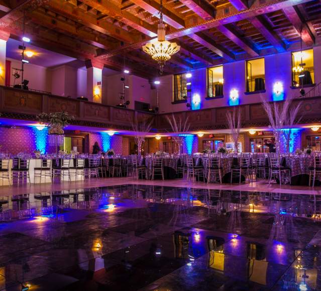 Glamour Wedding in Ballroom