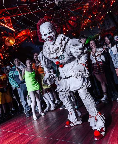 Montage Mountain Halloween Costume Party