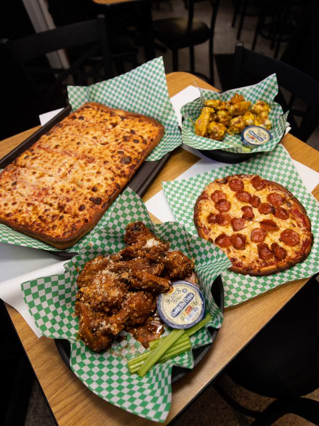 Jaks Pub and Eatery 2022 Hiller
