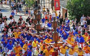 Saint Ubaldo Day "Running of the Saints"