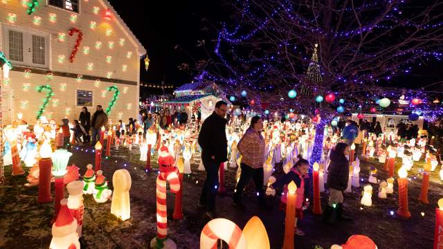 Peckville Christmas House