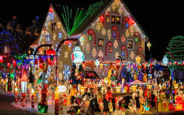 A photo of the Peckville Christmas House in Peckville, PA