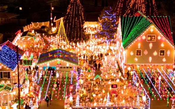 The Peckville Christmas House