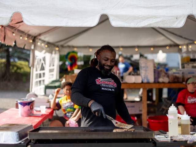 Food being cooked at the Moscow Country Street Fair