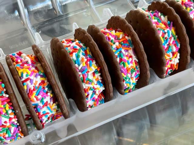 Pack of ice cream sandwiches at Giff’s Ice Cream Shoppe in Blakely, PA