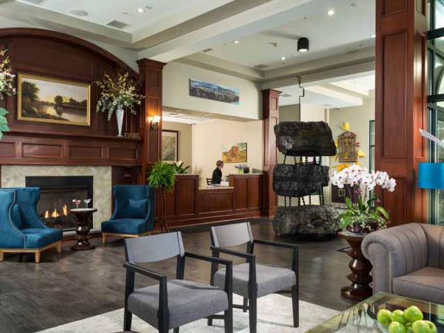 Hotel Anthracite lobby