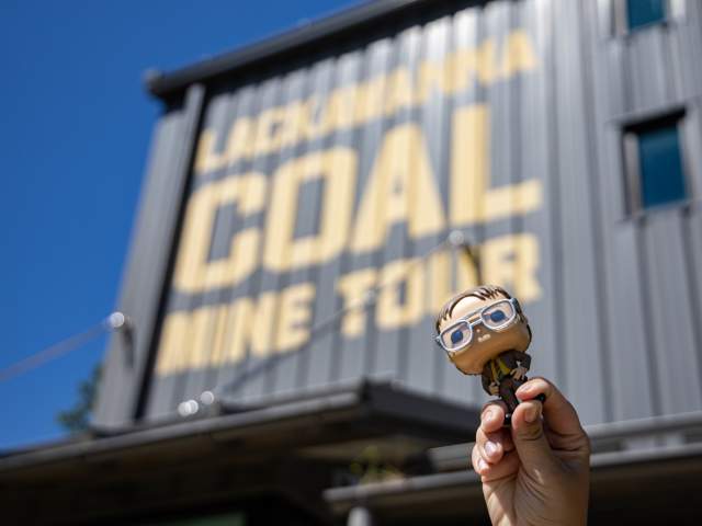 The Office Funko Coal Mine Tour Soto 01
