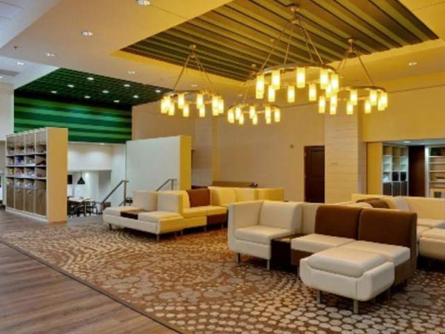 Lobby of the Holiday Inn Scranton East-Dunmore