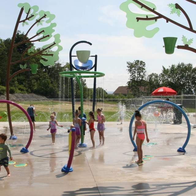 kids playing at McDade Park splashpad