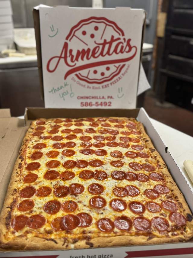 Tray of pizza at Armetta’s Restaurant & Pizza in Chinchilla, PA