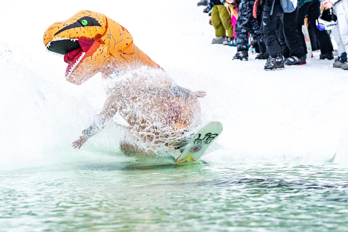 Pond Skimming at Mountainfest