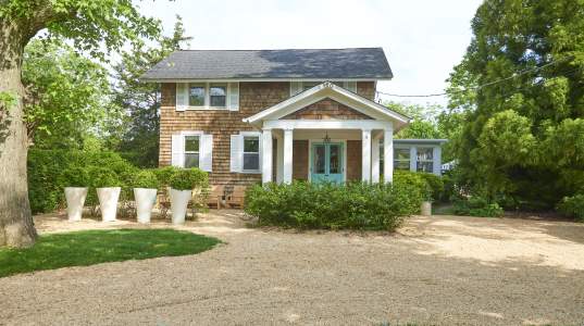 Bellport Inn