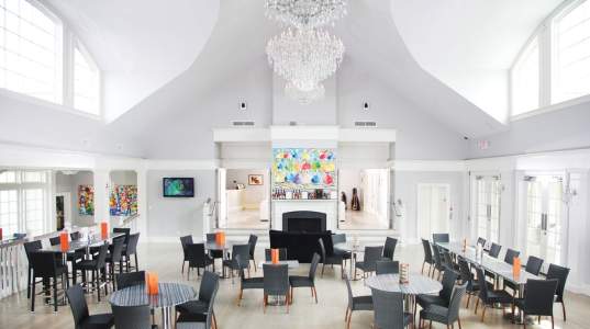 Sparkling Pointe Vineyard