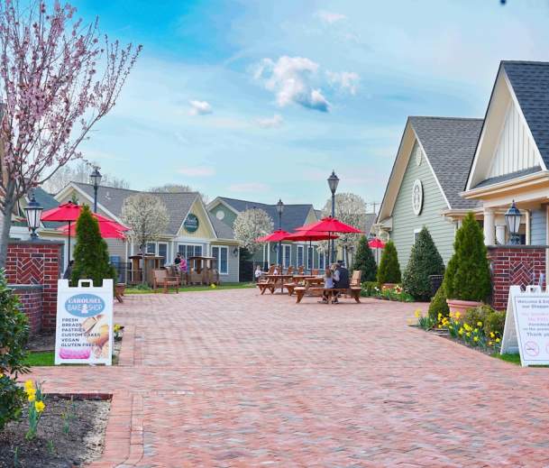 The Shoppes At East Wind