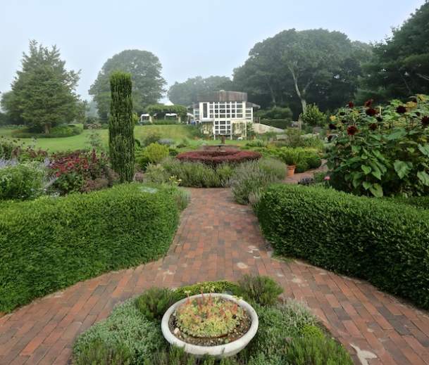 Bridge Gardens